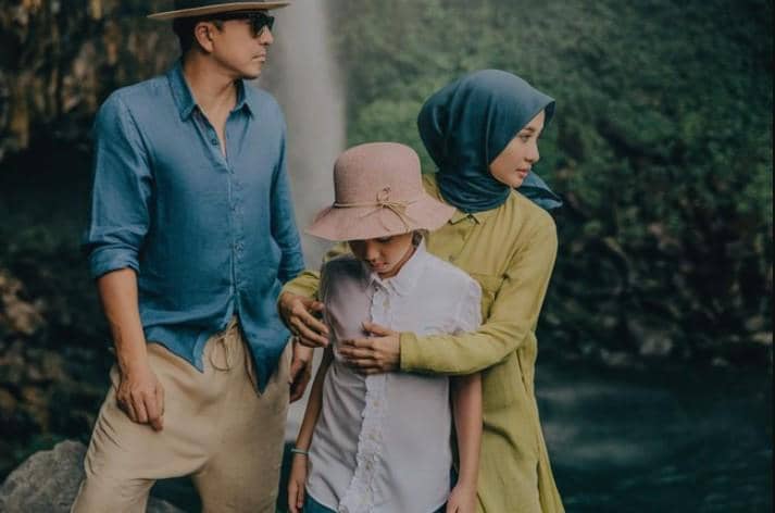 Pemotretan Prewedding Artis Ajak Anak (instagram.com/laudyacynthiabella)