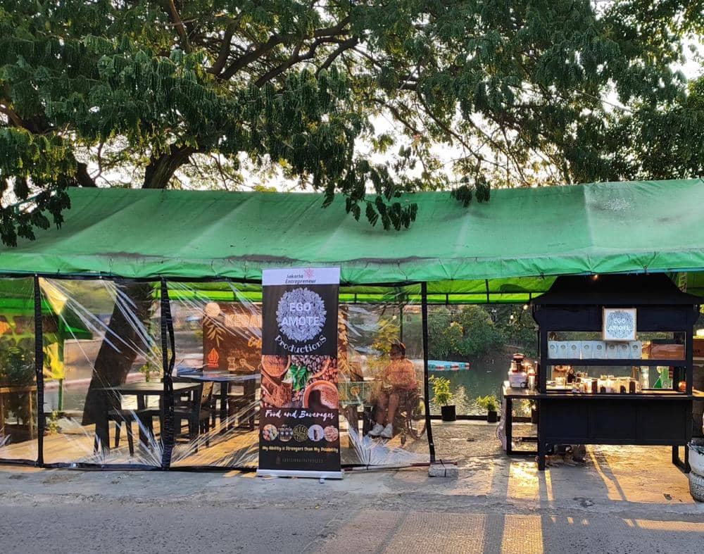 Kedai Ego Amote membuka kedai tendaan
