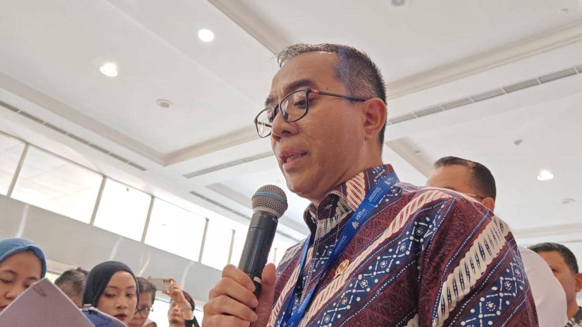 Menteri Pendidikan Tinggi, Sains dan Teknologi (Mendiktisaintek), Brian Yuliarto (IDN Times/Ilman Nafi'an)