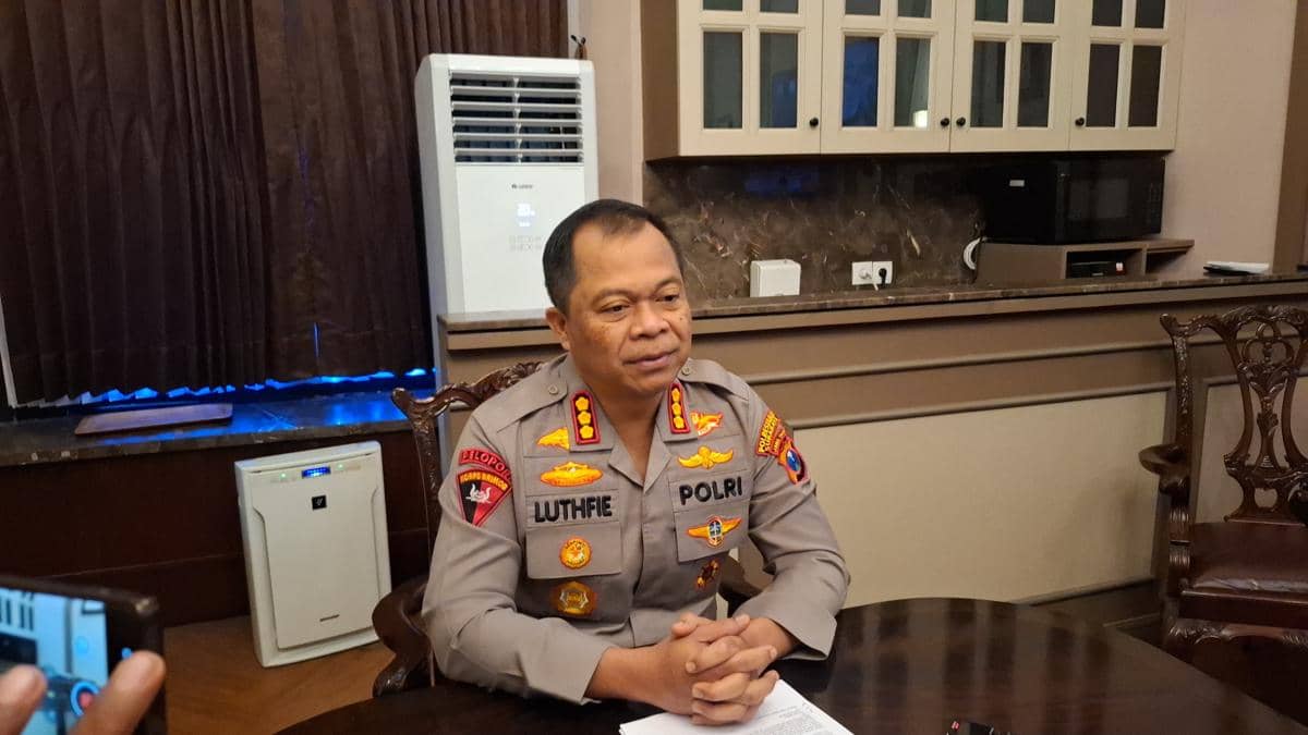 Kronologi Ricuh Demo Grahadi Versi Polisi