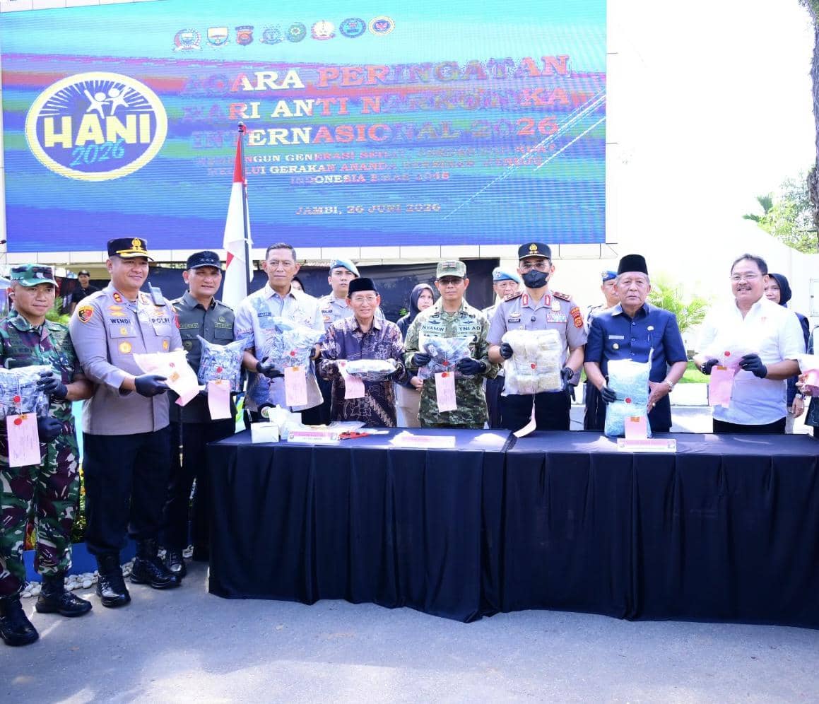 Polda Jambi Musnahkan Barang Bukti Sabu hingga Vape Isi Etomidate