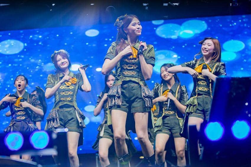 [QUIZ] Jika Sekolah Adain Study Tour, Kamu Bakal Satu Bis sama Tim JKT48 yang Mana?