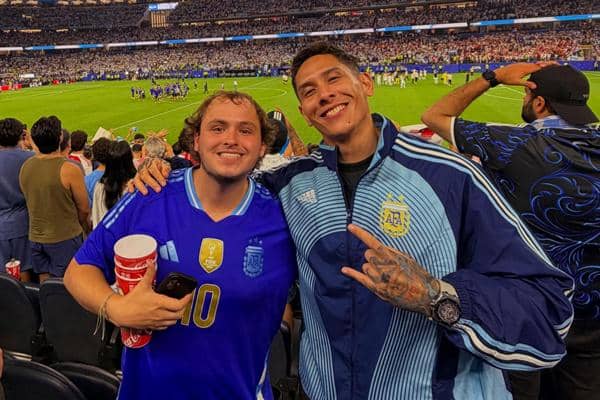 7 Potret Ganindra Bimo Nonton Langsung Messi di Piala Dunia 2026