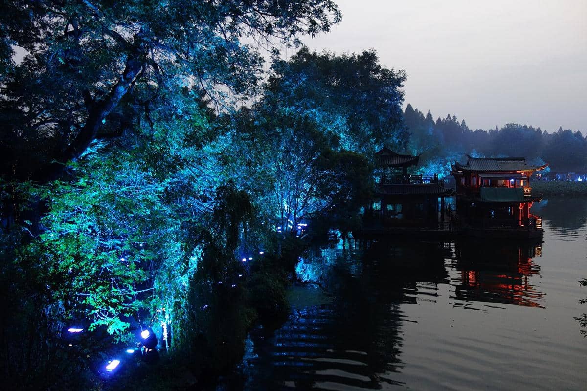potret Danau Barat Hangzhou