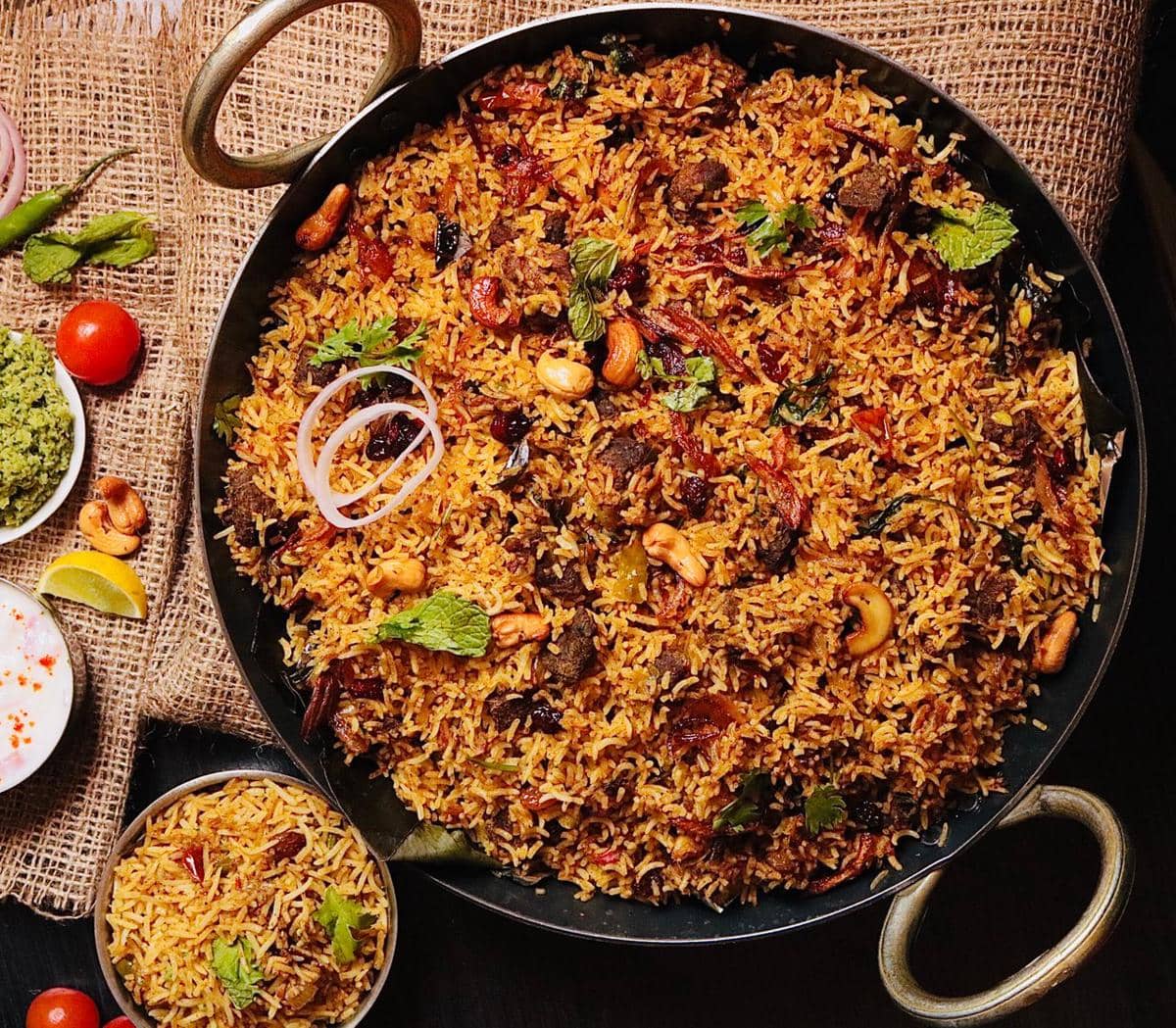 5 Rahasia Kelezatan Nasi Kebuli dengan Aroma Rempah Menggoda