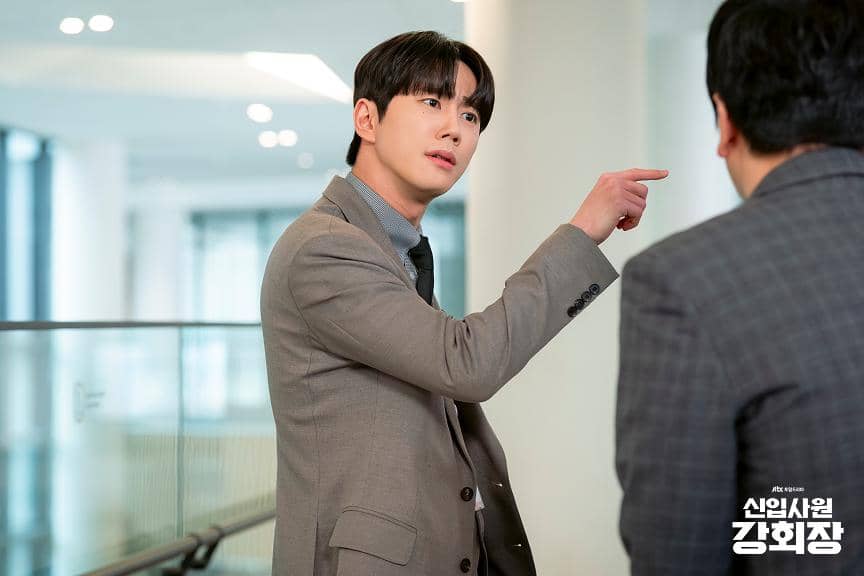 cuplikan drama Reborn Rookie