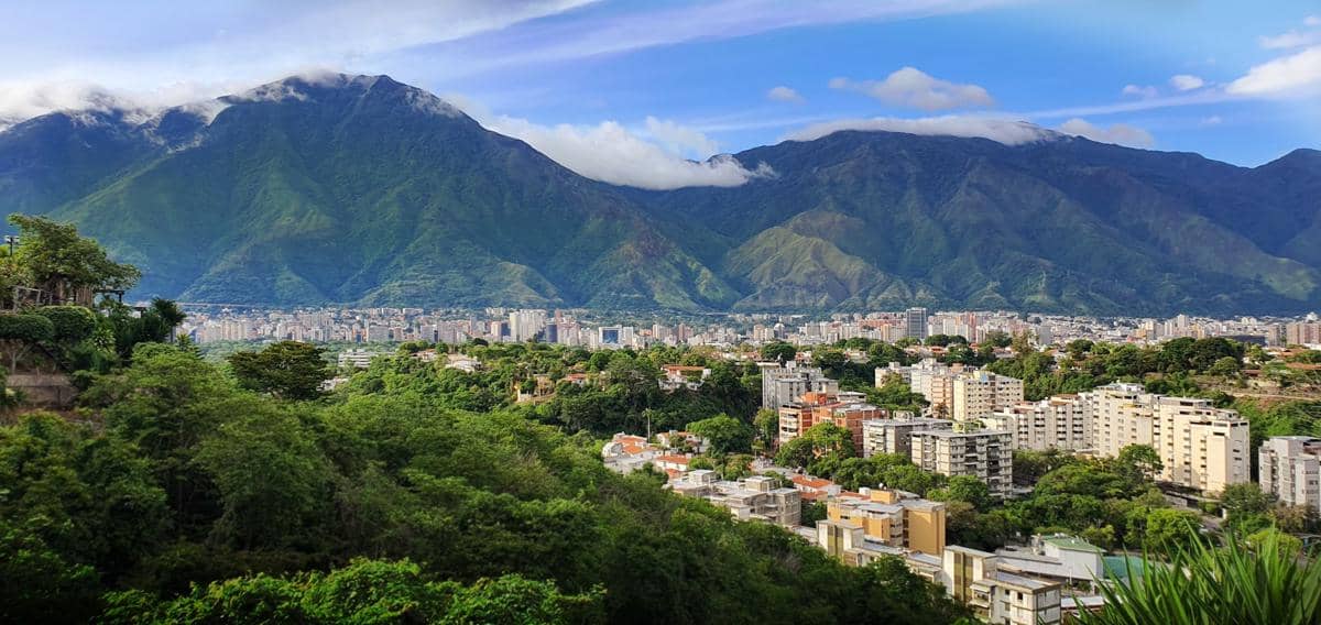 suasana Caracas, Venezuela dari ketinggian