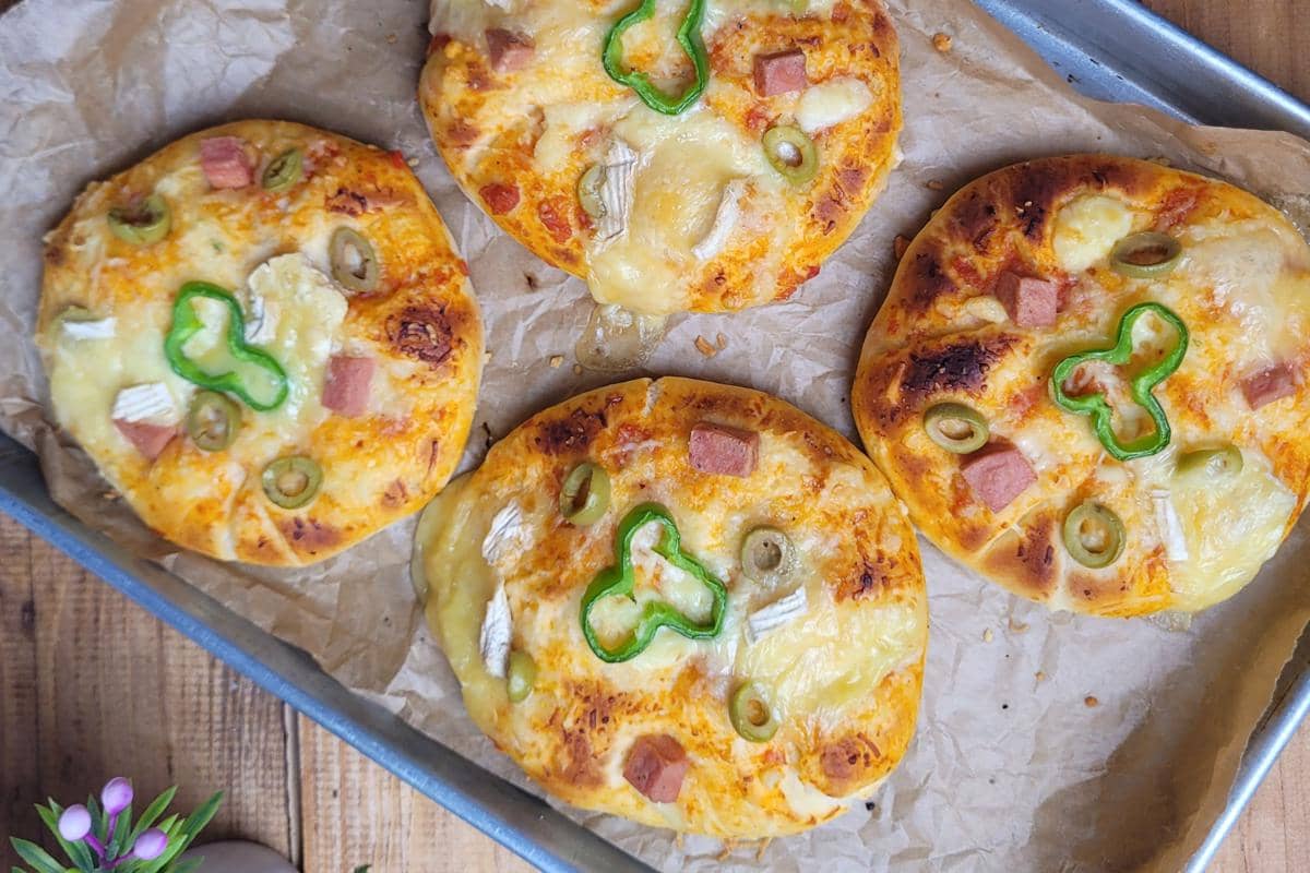 ilustrasi potato cheese bread