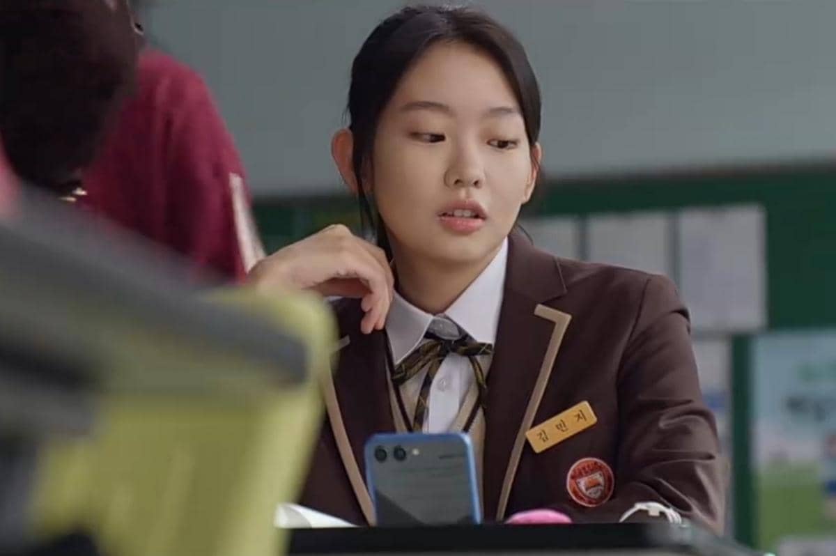 Still cut Agent Kim Reactivated