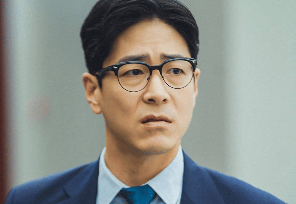Cuplikan drama Korea See You at Work Tomorrow