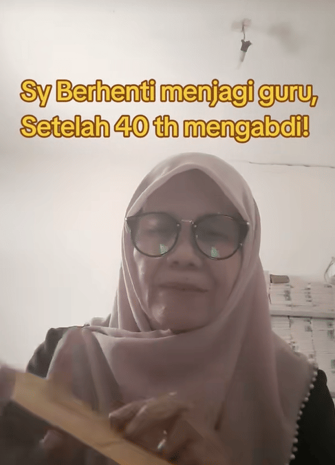 Potret Bu Ijah, guru honorer yang digaji Rp414 ribu. 
