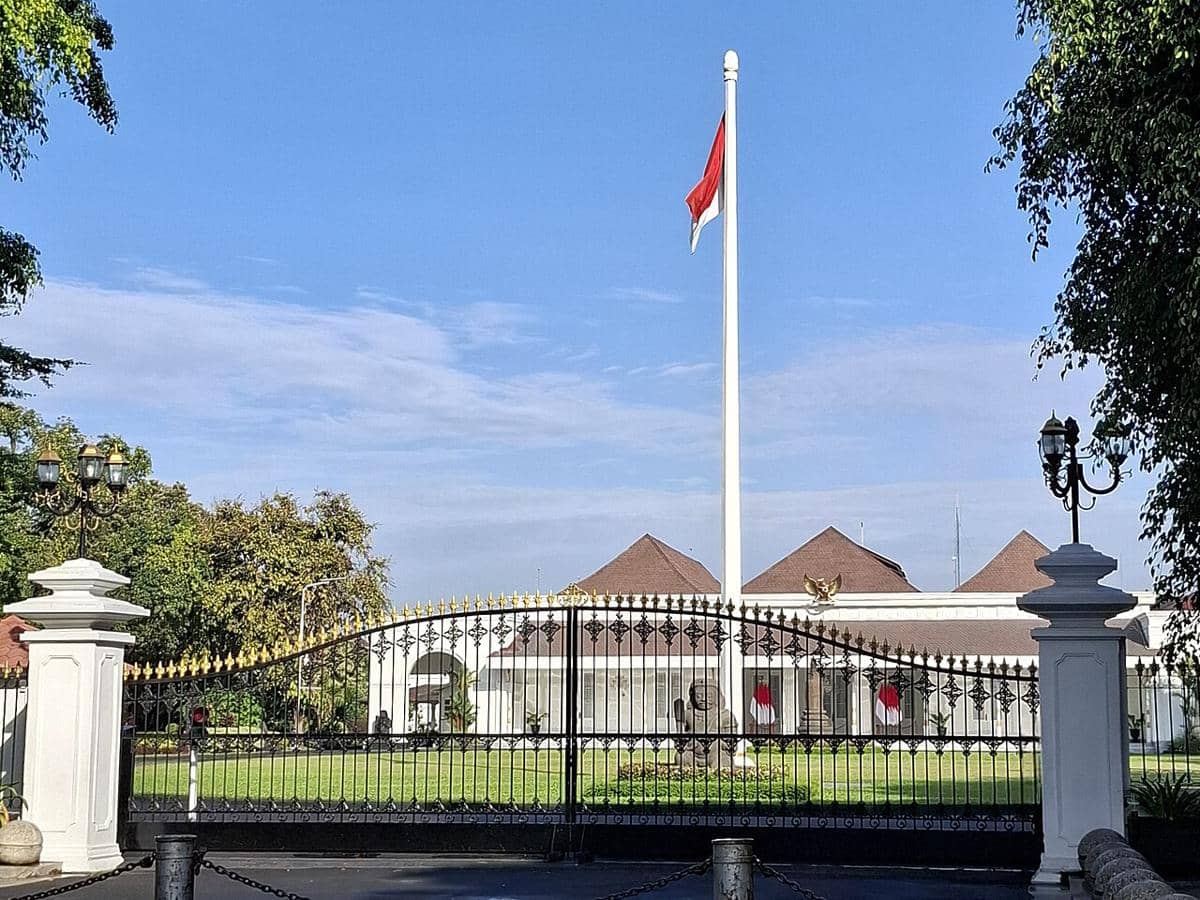 Gedung Agung 