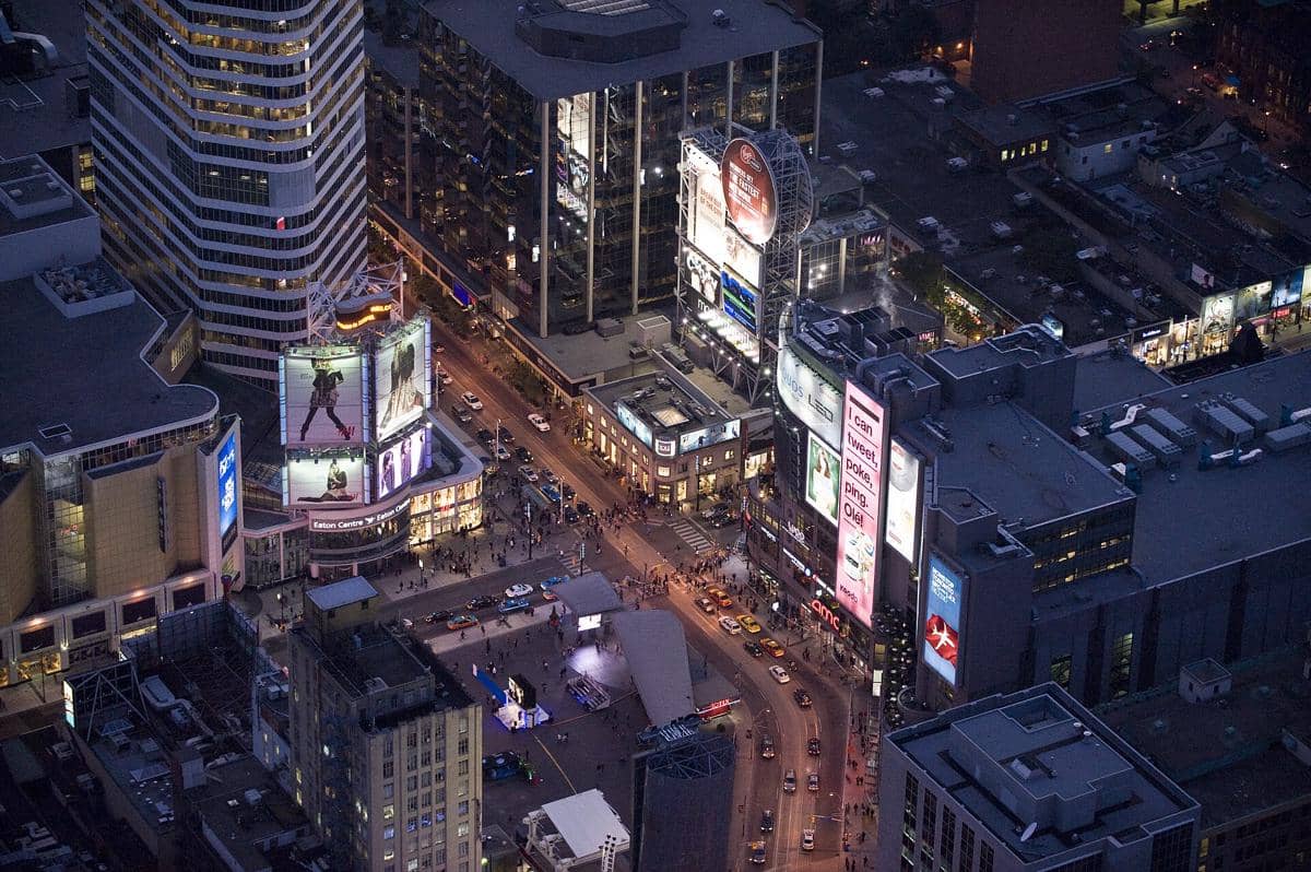 potret Yonge-Dundas Square