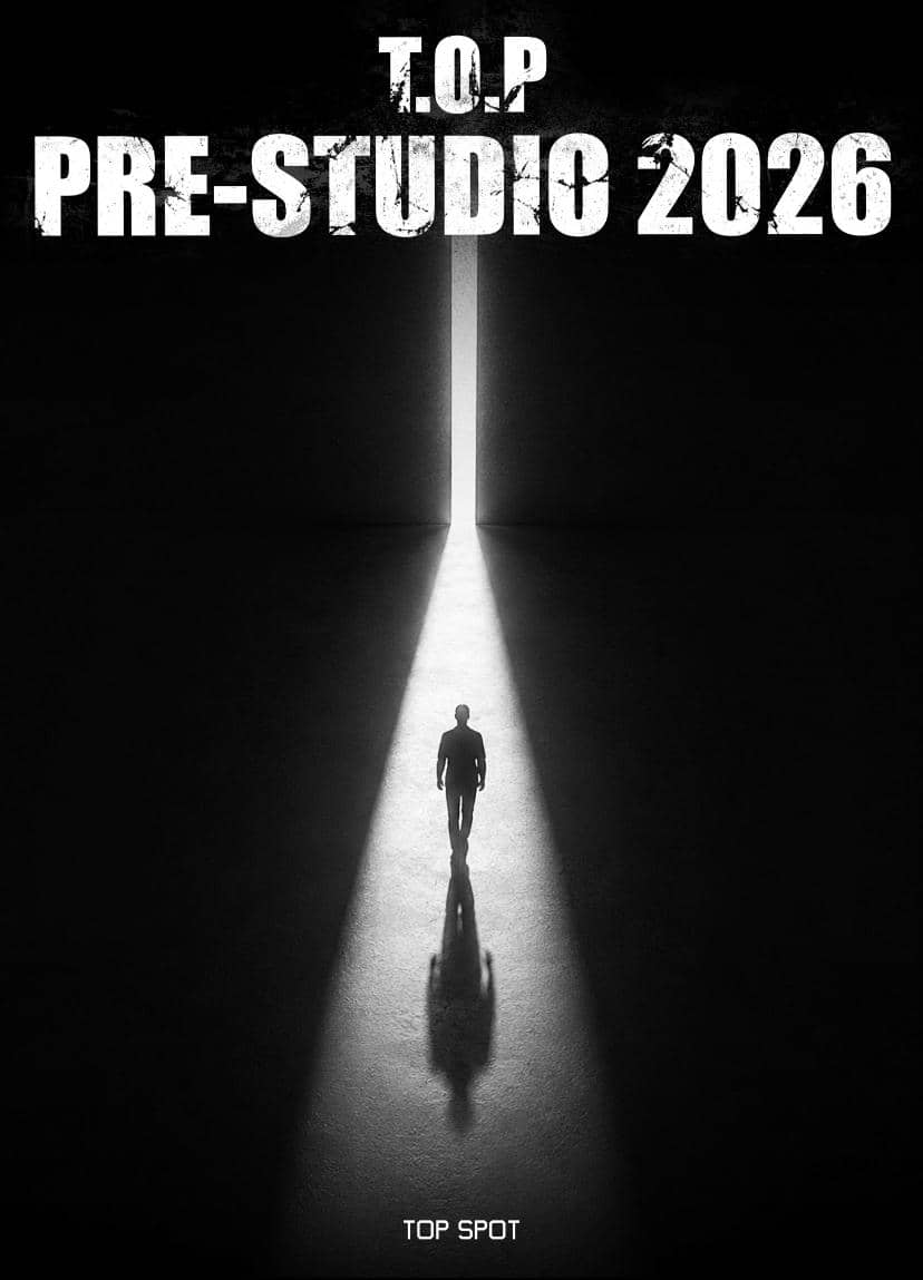 Siluet seseorang berjalan menuju cahaya terang dari pintu terbuka dengan tulisan T.O.P Pre-Studio 2026 di atasnya.