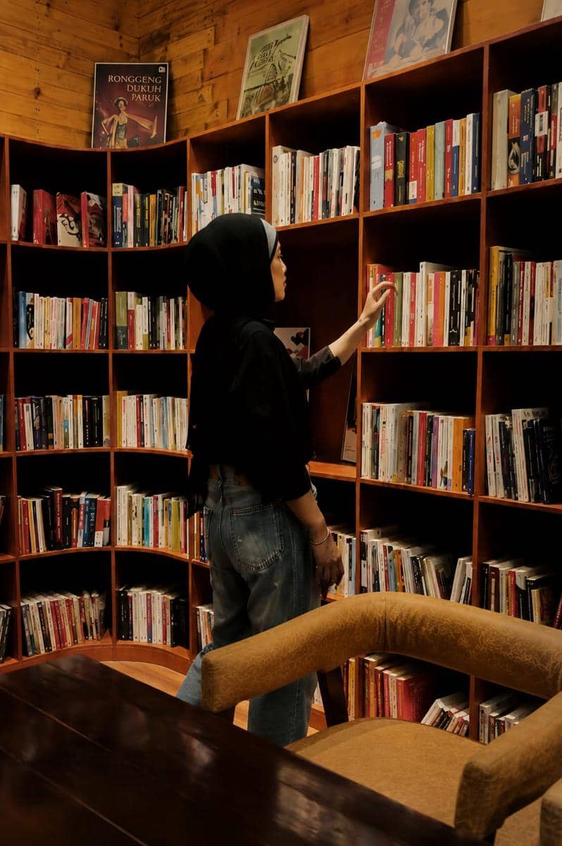 Stoa Coffee Books Bandar Lampung, Coffee Shop Cozy untuk Baca Buku