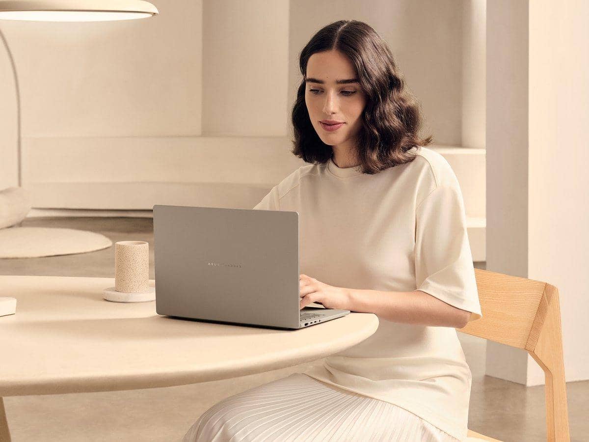 ASUS Zenbook A14 OLED (2026): di Bawah 1 Kg, di Atas Ekspektasi!