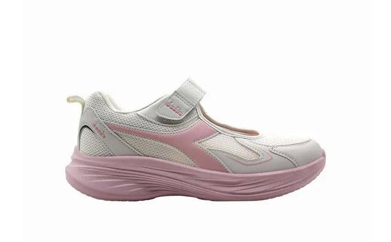 5 Rekomendasi Sepatu Diadora untuk Perempuan, Gak Lebih dari Rp700 Ribu!