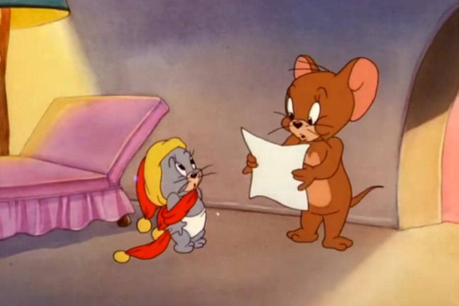 Jerry membaca secarik pesan panjang yang melekat di syal Tuffy