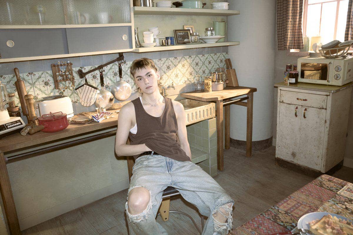 Vernon di mini album V8