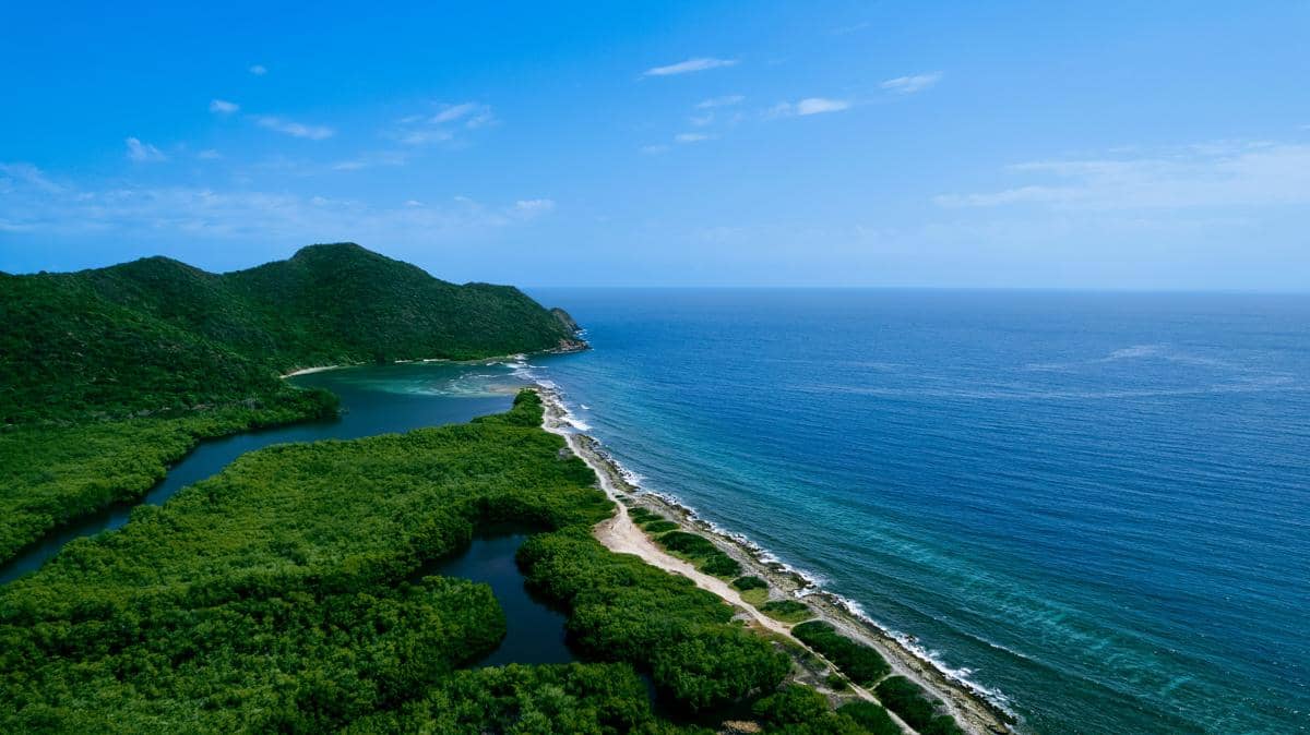 potret lempeng Karibia di garis pantai Venezuela