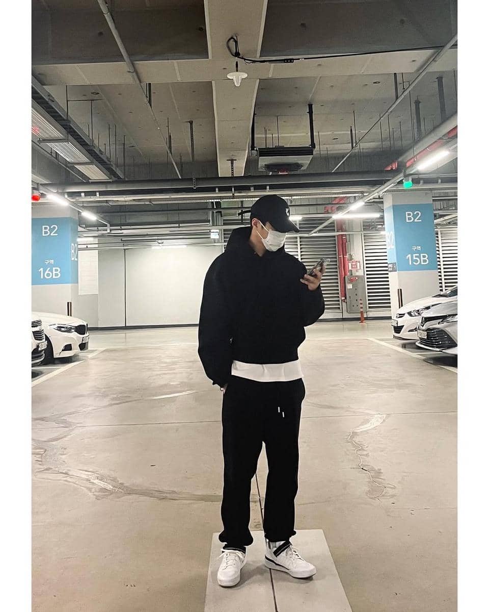 ide daily outfit anti ribet ala Kim Myung Soo (L)