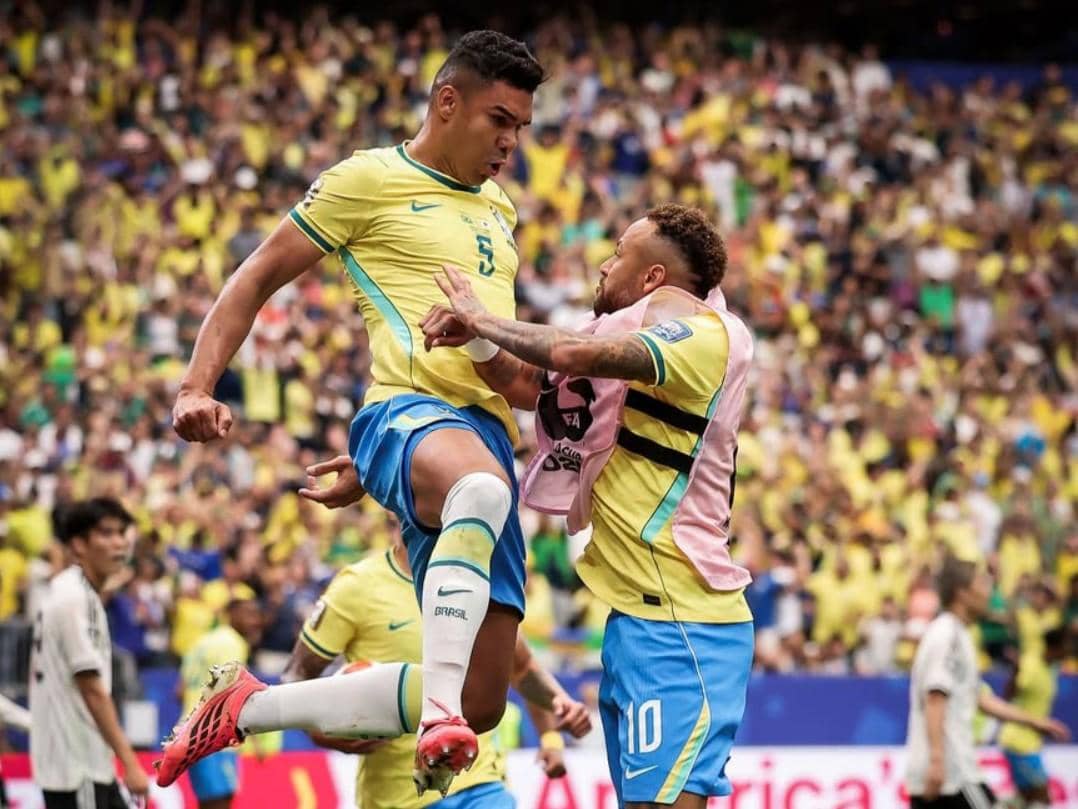 Menang Dramatis 2-1, Timnas Brazil Lolos ke 16 Besar