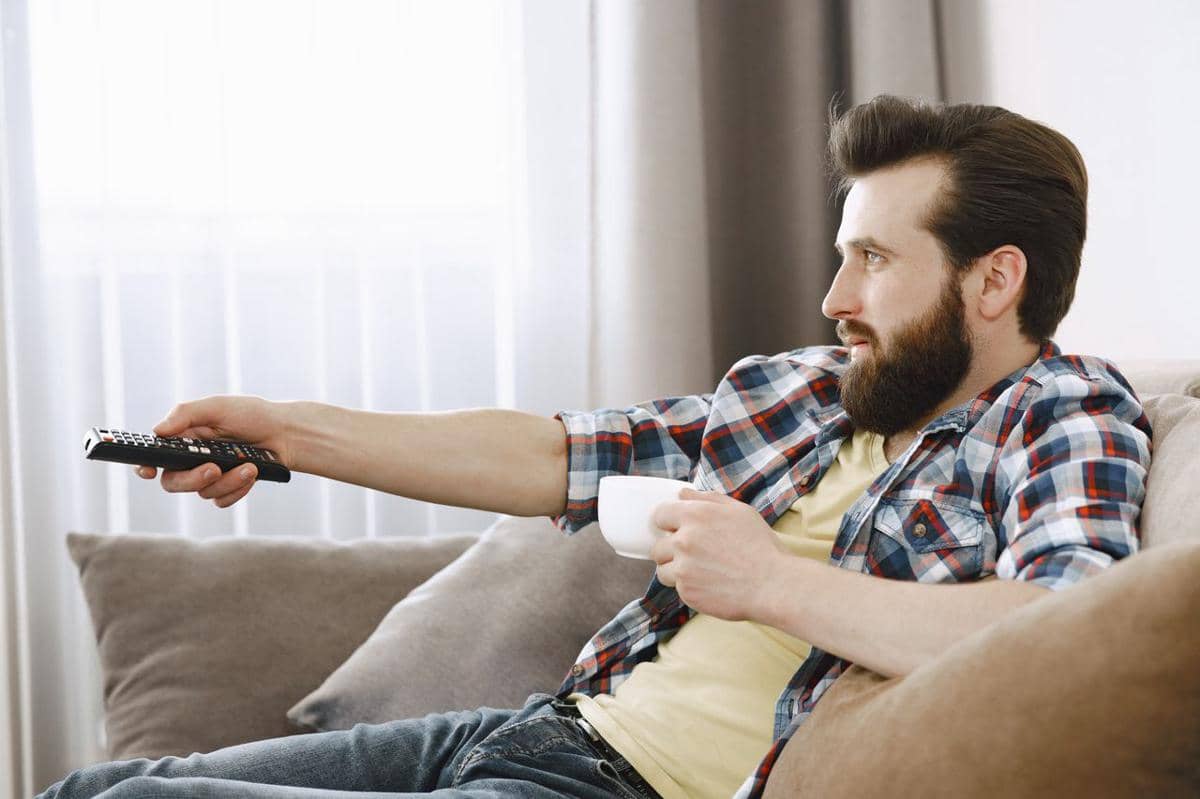 ilustrasi remote TV, nonton TV