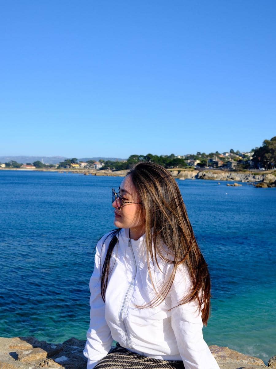 Natasha Wilona dan mama jalan-jalan di Kota Pacific Grove