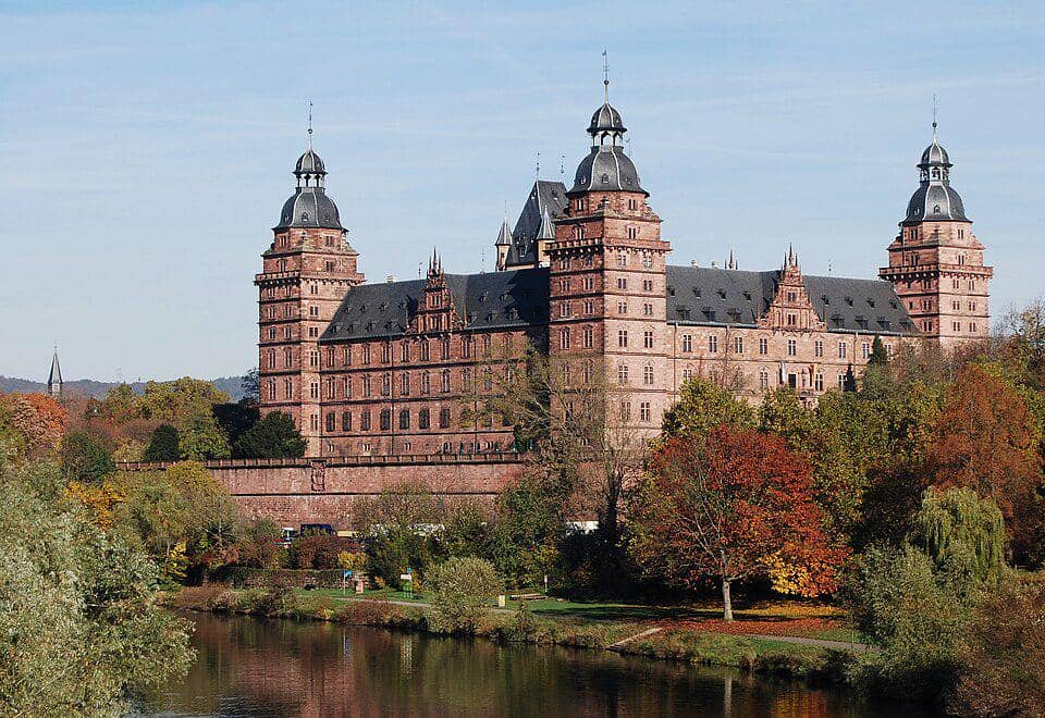 5 Fakta Istana Johannisburg, Istana Bergaya Renaisans dari Jerman