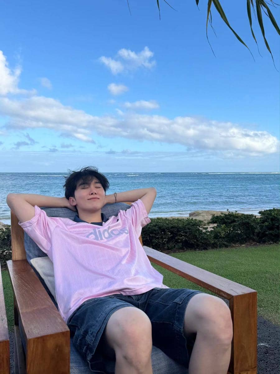 outfit Seungkwan Seventeen (instagram.com/pledis_boos)