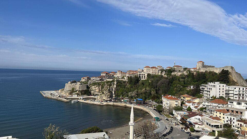 Kota Ulcinj di Montenegro