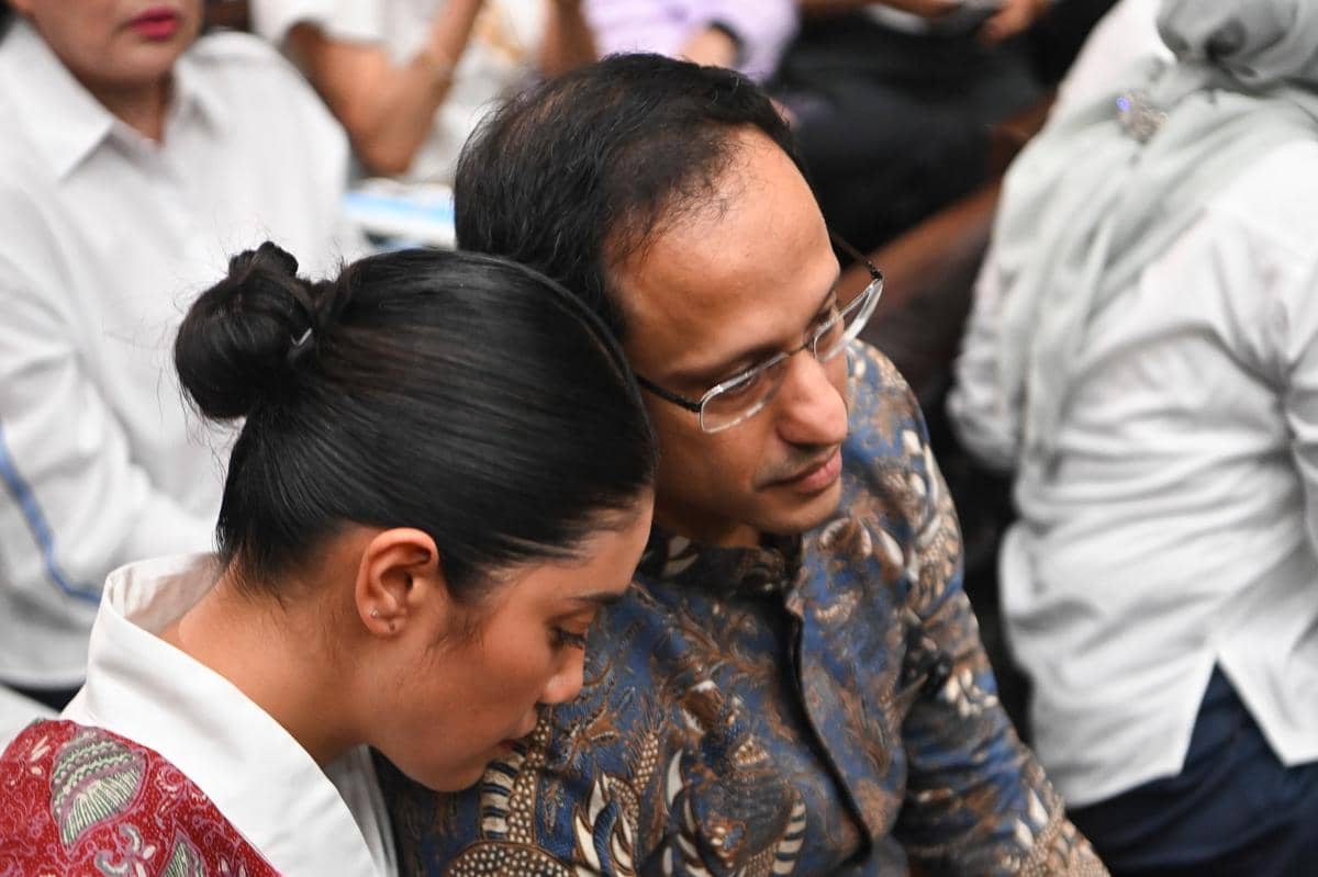 Hakim: Kebijakan Chromebook Nadiem Bertujuan untuk Untungkan Google