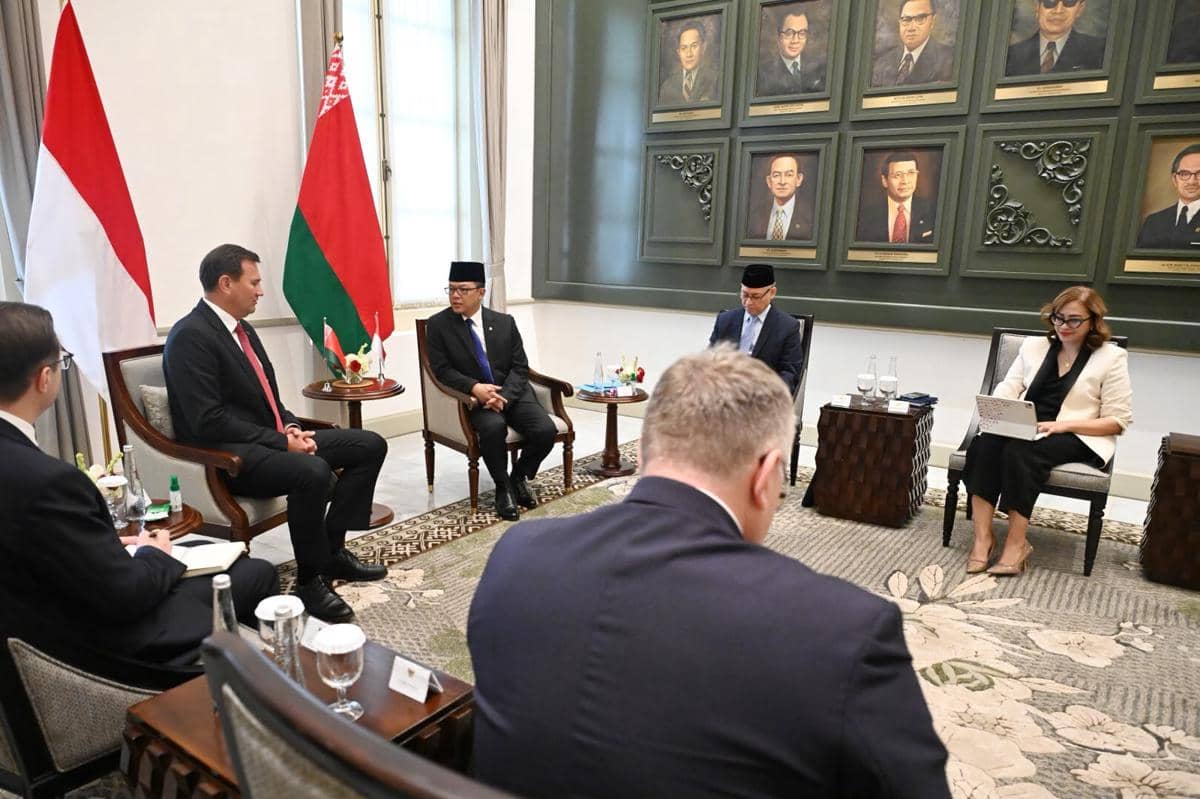 Menlu RI-Belarus Bahas Kunjungan Presiden Lukashenko ke Indonesia