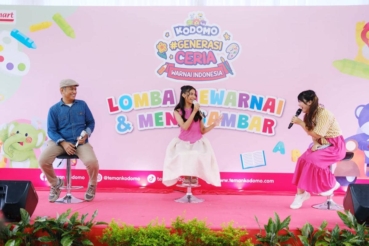 Lomba mewarnai yang diselenggarakan oleh Komodo dan Alfamart