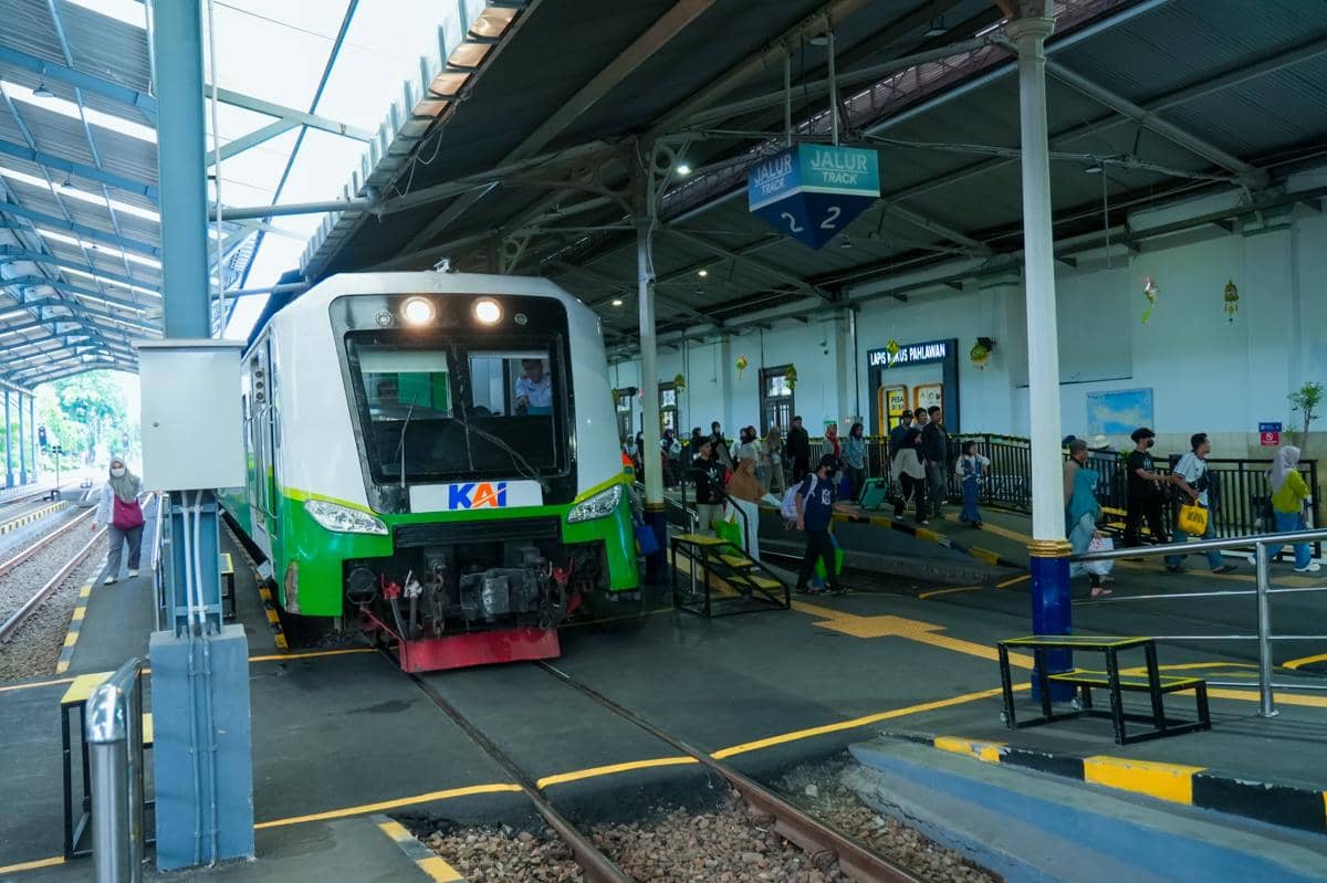 Libur Sekolah, Penumpang Commuter Line Surabaya Naik 11,69 Persen