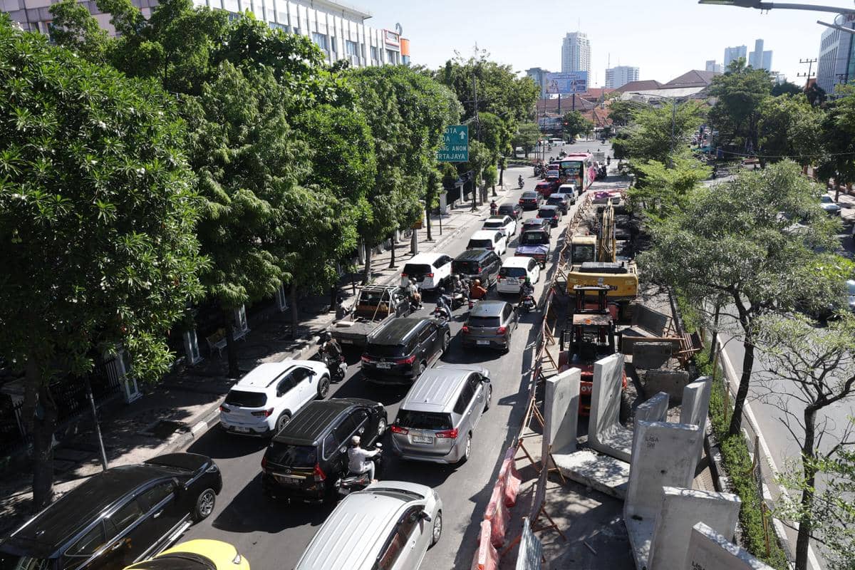 Proyek di Jalan Moestopo Surabaya Bikin Macet, Pemkot Minta Maaf