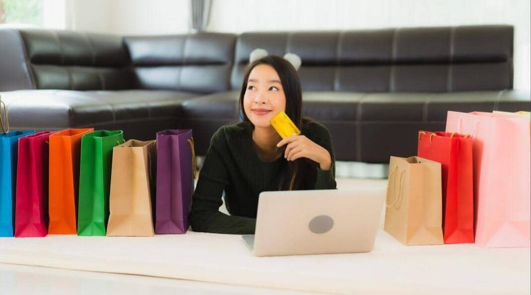 ilustrasi belanja di e-commerce (magnific.com/lifeforstock)