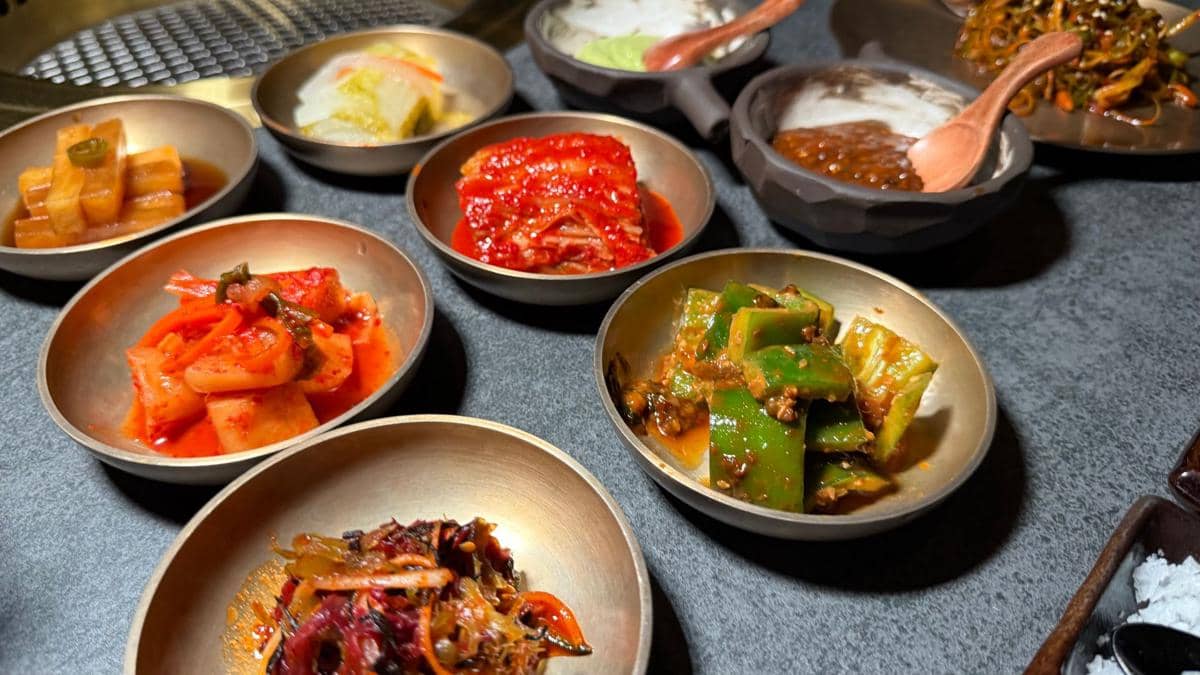 Bukan Cuma Kimchi, Ini 5 Jenis Banchan Paling Unik Khas Korea!