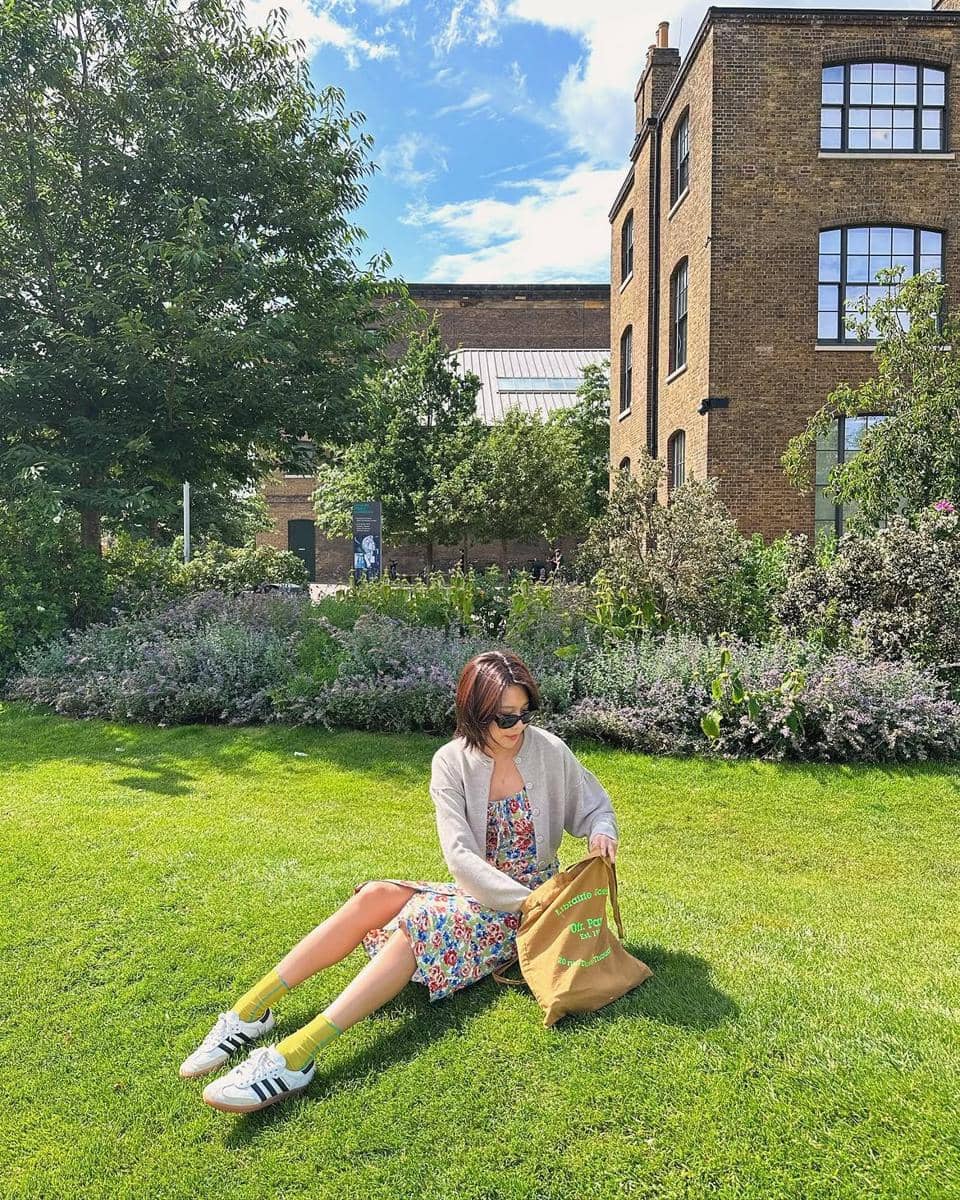 pesona Sooyoung SNSD dengan gaya kasual feminin