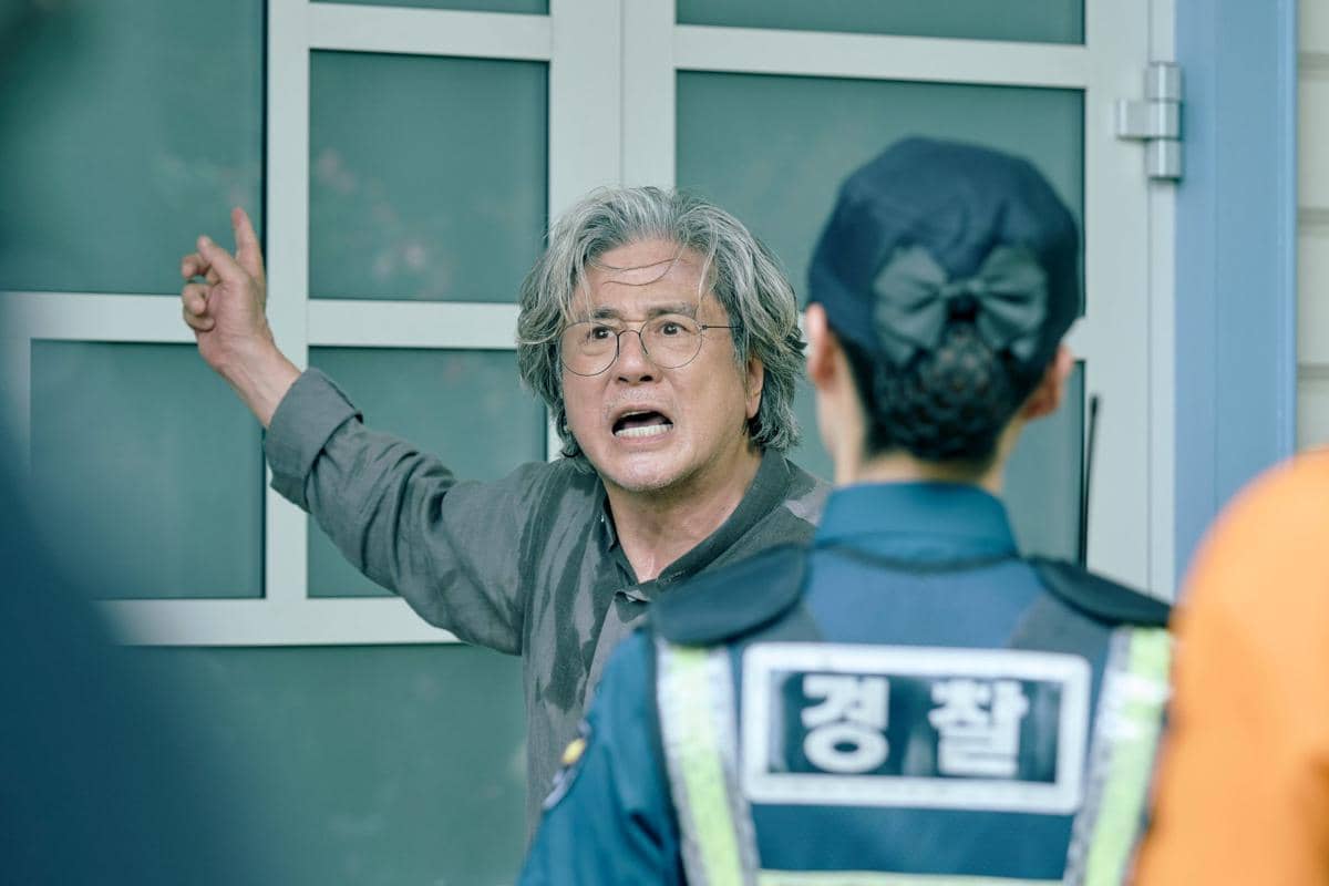7 Obsesi Heo Mun Oh di Drakor Netflix Notes from the Last Row