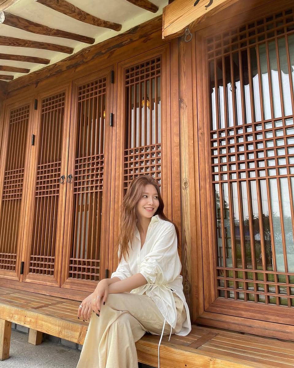 pesona Sooyoung SNSD dengan gaya kasual feminin