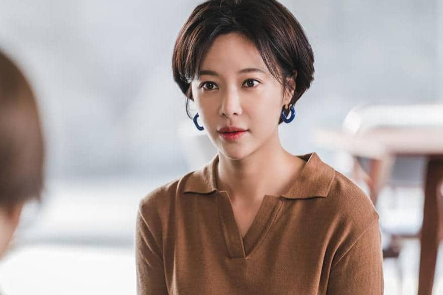 3 Artis Korea Cewek Takut Terlihat Gak Menawan di Depan Publik