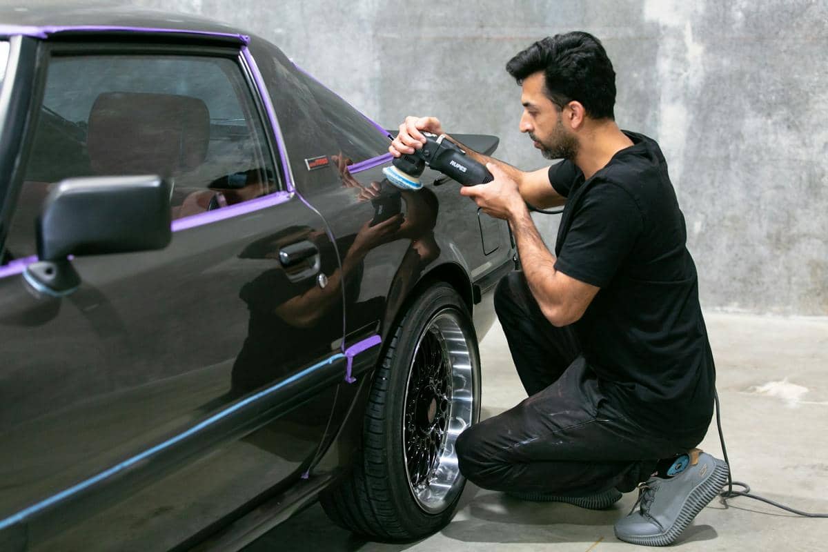 5 Tips Menghilangkan Baret Halus pada Bodi Mobil