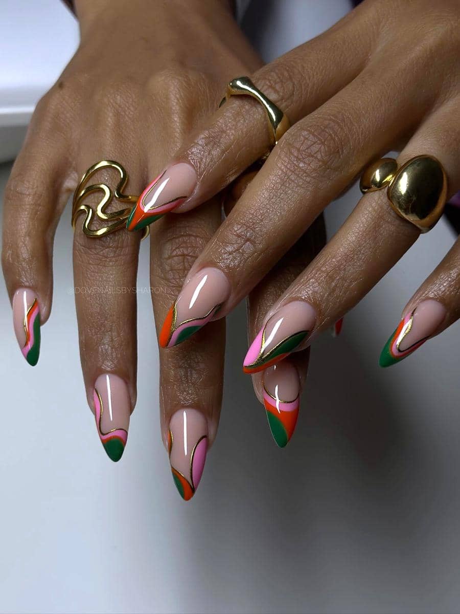 Inspirasi nail art bergaya Pucci Nail