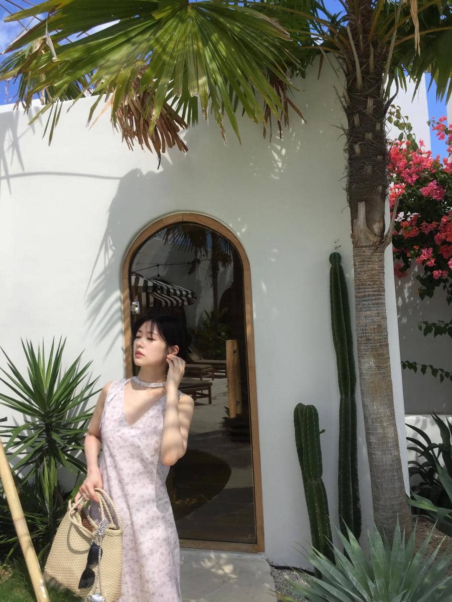 potret Jung So Min liburan di Bali