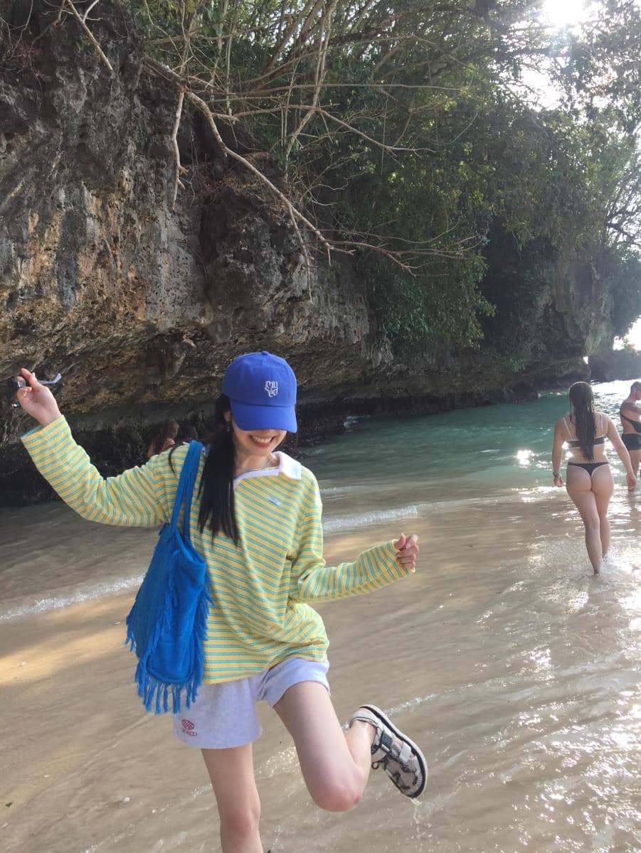 potret Jung So Min liburan di Bali