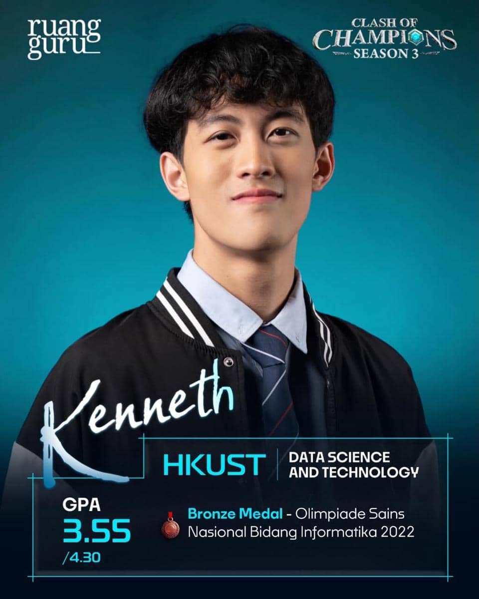 Seorang peserta Clash of Champions Season 3 mengenakan jaket hitam dan dasi biru dengan latar belakang biru bertuliskan HKUST dan Data Science and Technology.