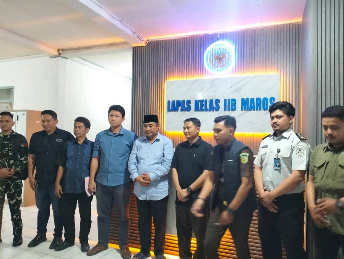 Menang Praperadilan, Bahtiar Baharuddin Dibebaskan dari Lapas Maros