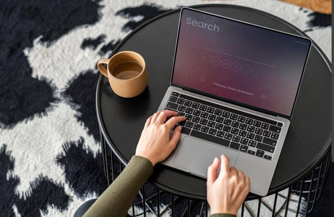 5 Tips Tetap Produktif saat Laptop Lemot dan Sering Nge-hang, Santuy!