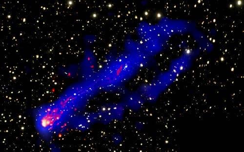 ilustrasi fenomena astronomi tikus kosmik di galaksi